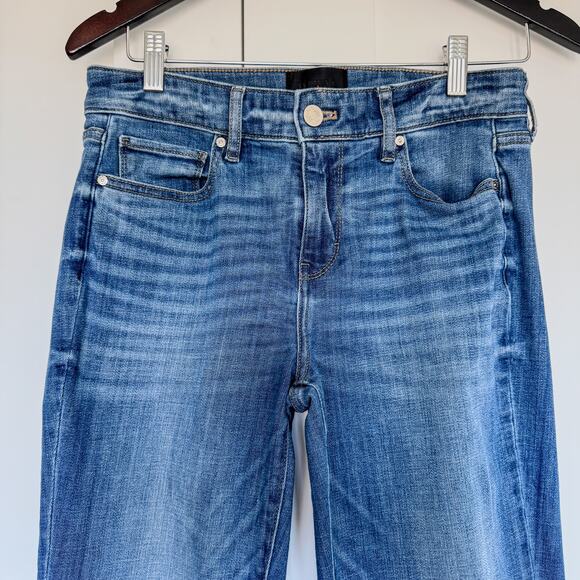 White House Black Market, Mid Rise Girlfriend Everyday Soft Jeans-Women's Size 2 - Picture 4 of 10